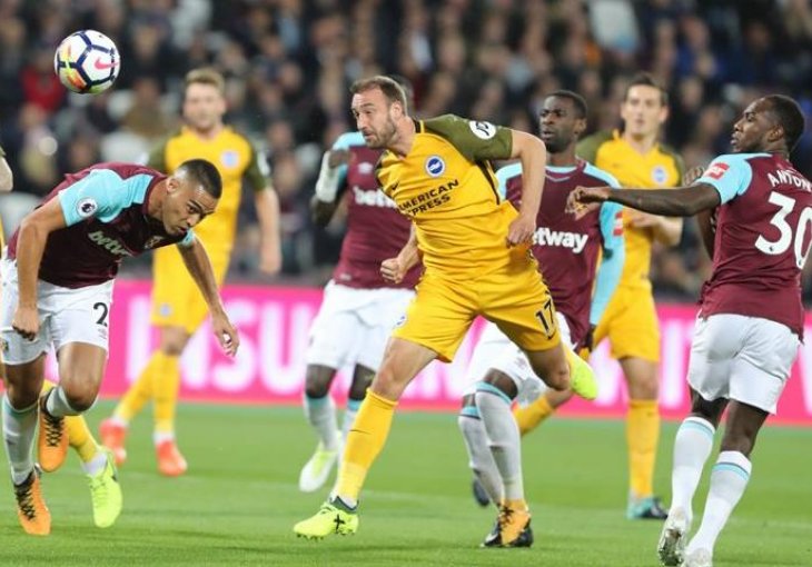 Debakl West Hama protiv Brightona, Biliću se ozbiljno drma klupa