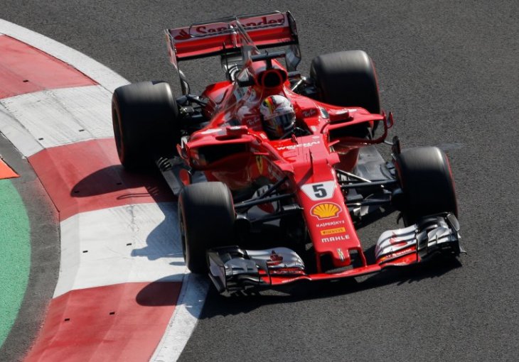Jubilarni 50. 'pole position' za Vettela, Verstappen oduševio