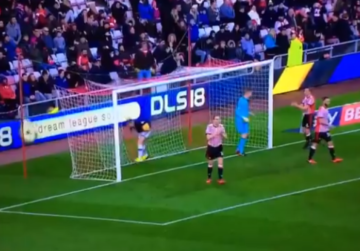 (VIDEO) NAJGORI IKAD: Golmani Millwalla i Sunderlanda sami sebi zabili sva četiri gola