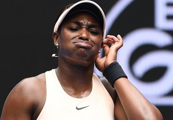 ŠOK U BRISBANEU: Venus Williams izgubila od tinejdžerke