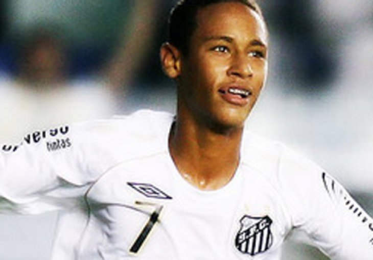Neymar je nenadmašni virtuoz fudbala, a ovi potezi iz djetinjstva to i dokazuju