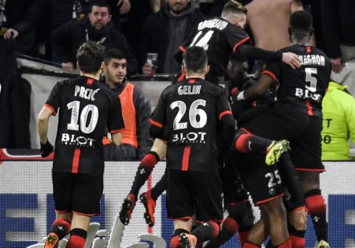 Lyon novim porazom sve dalje od Lige prvaka