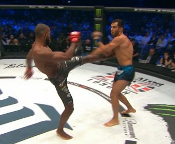 I TO SMO DOČEKALI Mousasi s trona skinuo najdugovječnijeg ''Bellatorovog'' prvaka