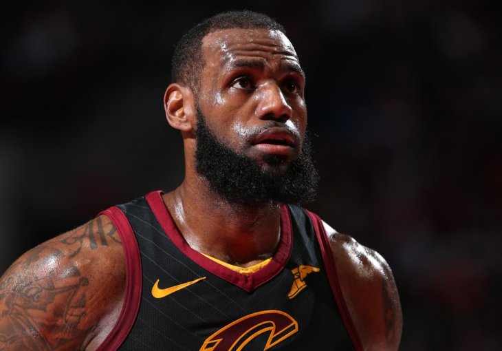 NBA raspored: Sezona počinje jako rano, Kralj starta protiv 'bosanske zvijeri'