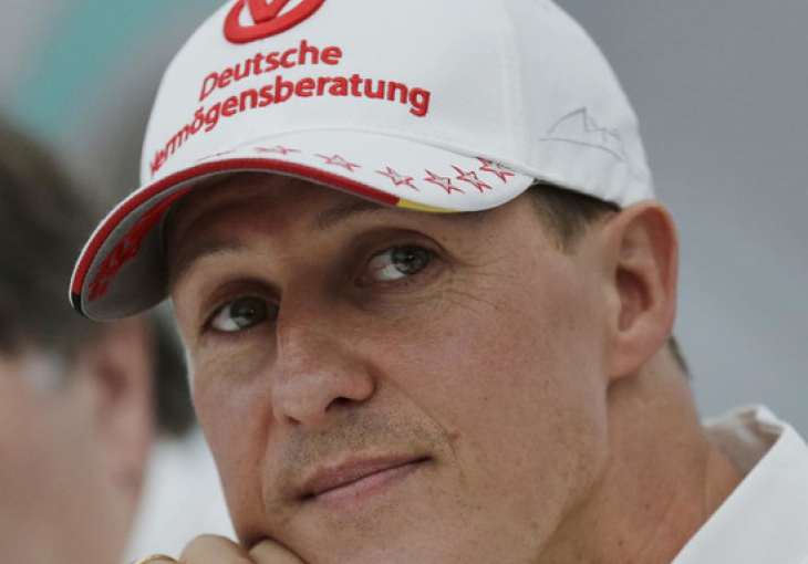 DA SRCE PUKNE OD TUGE Kada god vidi ovaj prizor, nepokretni Schumacher zaplače