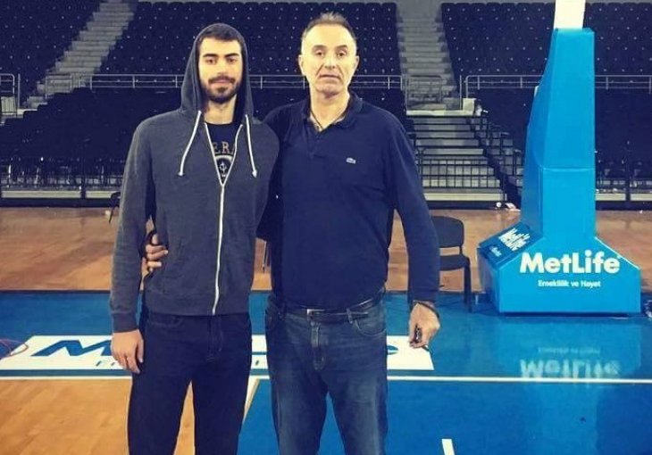NAJVEĆA GREŠKA U HISTORIJI TURSKOG KLUBA: Nekadašnji košarkaš Crvene zvezde ispičao kako je Galatasaray odbio košarkaša o kojem sada priča cijeli svijet