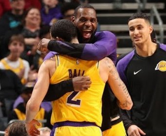 NEVJEROVATNA NOĆ ZA LAKERSE: LeBron i Lonzo ponovili historiju Magica i Kareema