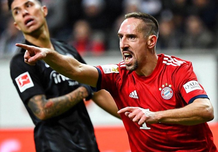GOTOVO JE Franck Ribery ima novi klub i sjajan je - igrat će s jednim od najboljih veznjaka ikada