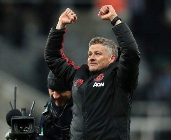 VELIKA BITKA LIVERPOOLA I MANCHESTERA: I Redsi i Đavoli zagrizli za sjajnog NOGOMETAŠA; CIJENA SITNICA