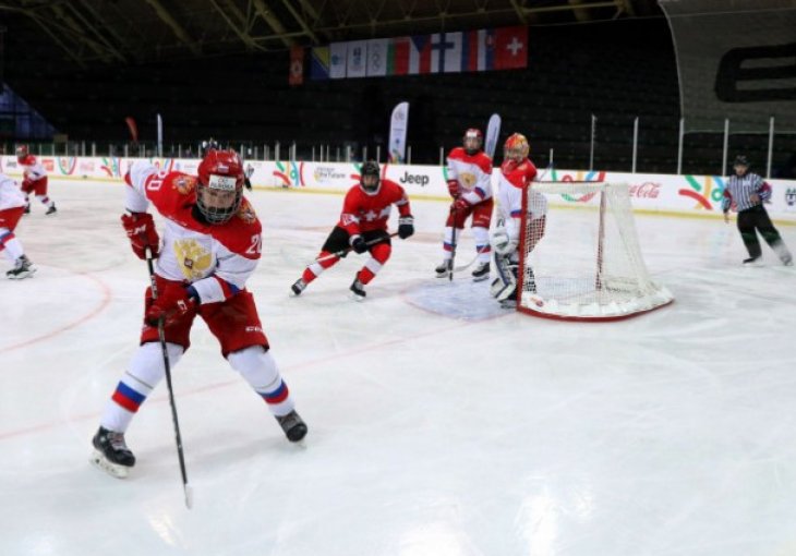 Uvjerljiva pobjeda hokejaša Rusije nad Švicarskom