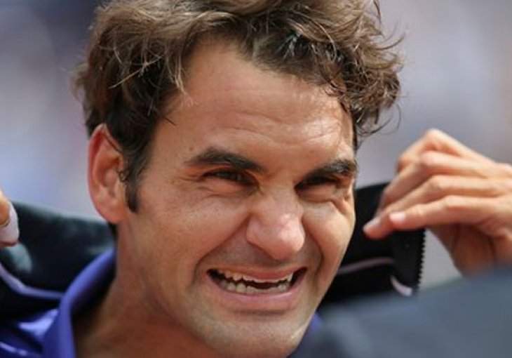 OVO SE VIĐA JEDNOM U ŽIVOTU: Ovako BIJESNOG Federera nikad niste vidjeli! NAVIJAČI SE PRESTRAŠILI!