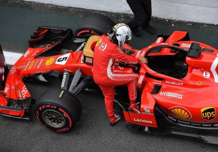 ŠTA SE DOGAĐA S ČETVEROSTRUKIM PRVAKOM Vettelu zatvorena vrata Red Bulla: Jedina šansa mu je trgnuti se u Ferrariju