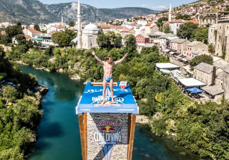Počinje Red Bull Cliff Diving u Mostaru: Veliko finale u subotu