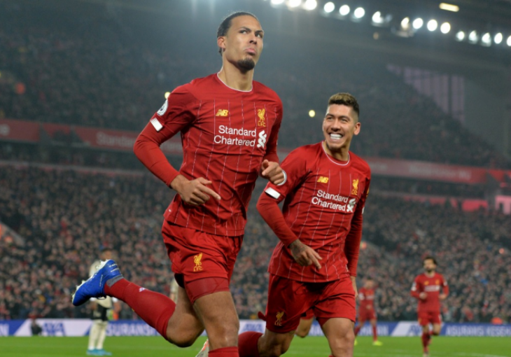 NAVIJAČI U NEVJERICI: Liverpool spremio DRESOVE za narednu sezonu, EVO KAKO IZGLEDAJU (FOTO)