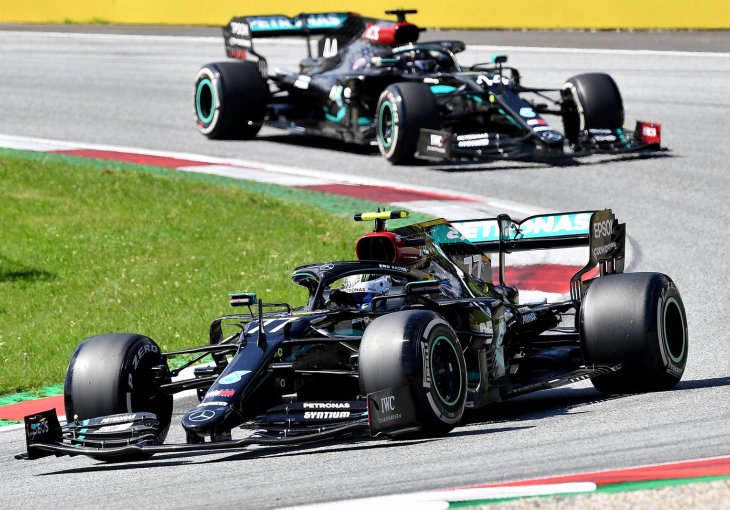 Mercedes se oglasio: Oštećenje bolida je Hamiltona koštalo više od pola sekunde po krugu