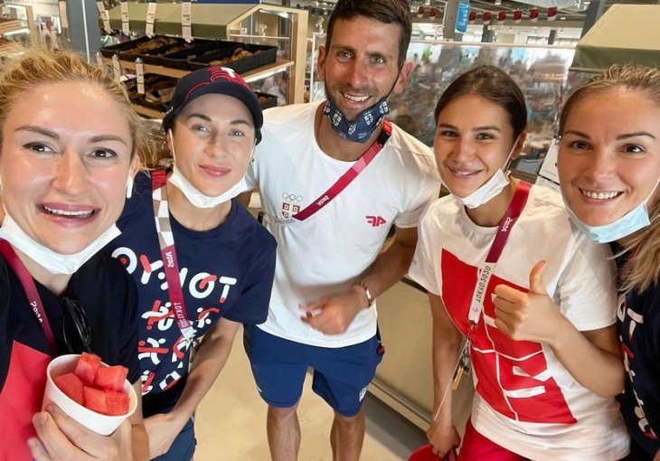 Ruske ljepotice okružile Novaka u Olimpijskom selu: Opčiniće vas kad im vidite fotke na Instagramu