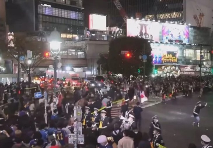 Japanci i u trenucima najvećeg ludila poštuju pravila na cesti, snimak slavlja je veličanstven