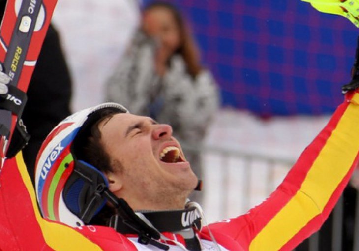 Felix Neureuther slavio u posljednjem slalomu sezone
