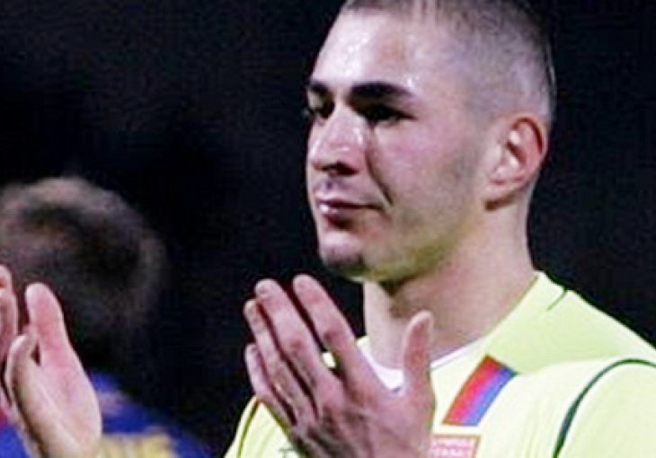Karim Benzema donirao tri miliona eura za izgradnju džamije