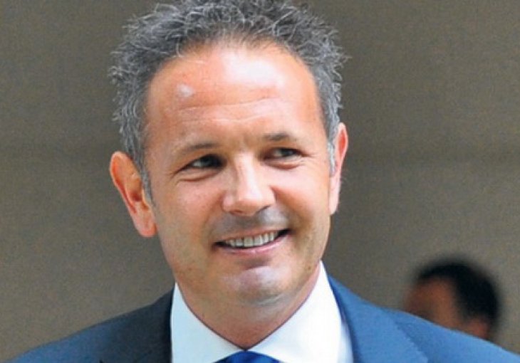 Štimcu sam donio džem, rakiju i ajvar