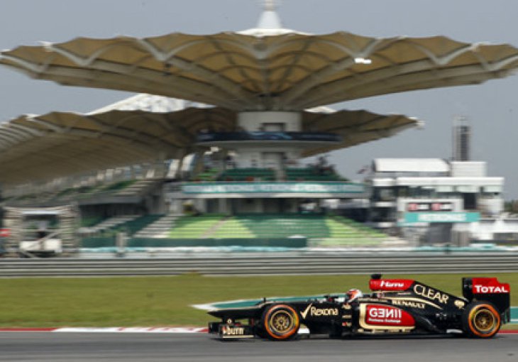 Raikkonen najbrži na drugom treningu na Sepangu