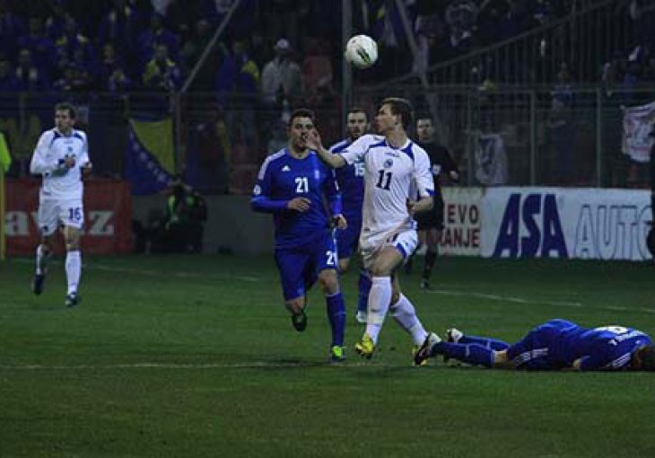 Grci razbijeni i poniženi na Bilinom polju