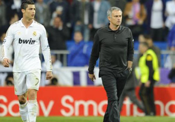 Chelsea kupuje Ronalda za 60 miliona funti?!