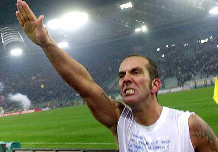 Fašista donosi mrak na Stadion svjetlosti