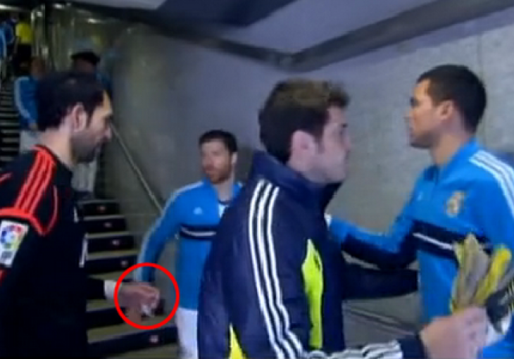 Casillas se odbio rukovati sa Lopezom?