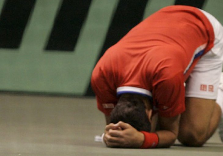 Umjesto ličnog interesa Novak je stao uz svoje ljude