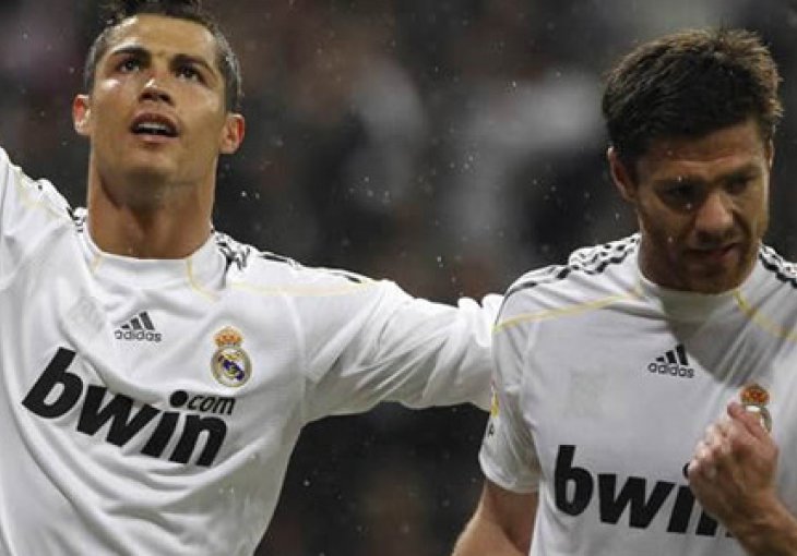 Cristiano Ronaldo prelazi na islam?