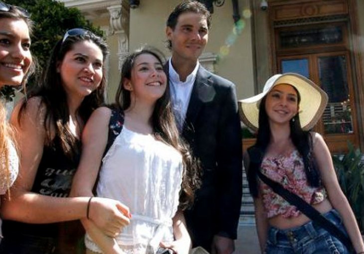 Možemo pričati o svemu, ali ne o koljenu