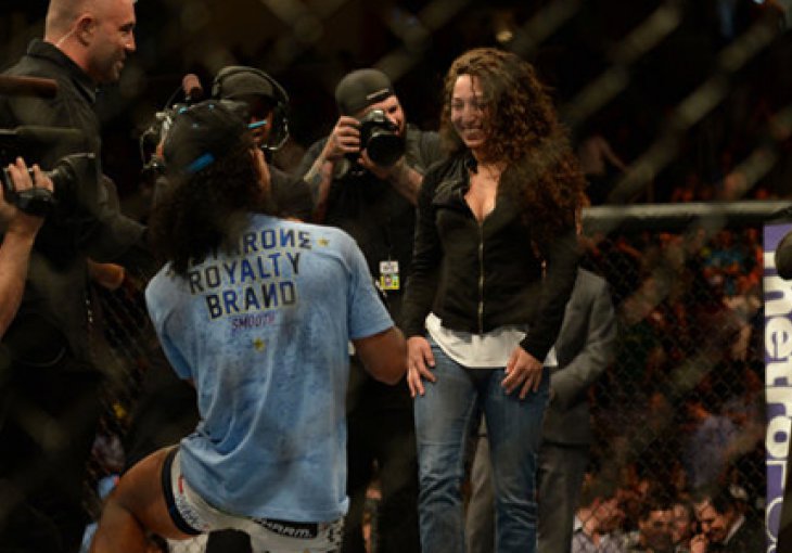 Odbranio titulu u UFC-u i javno zaprosio djevojku