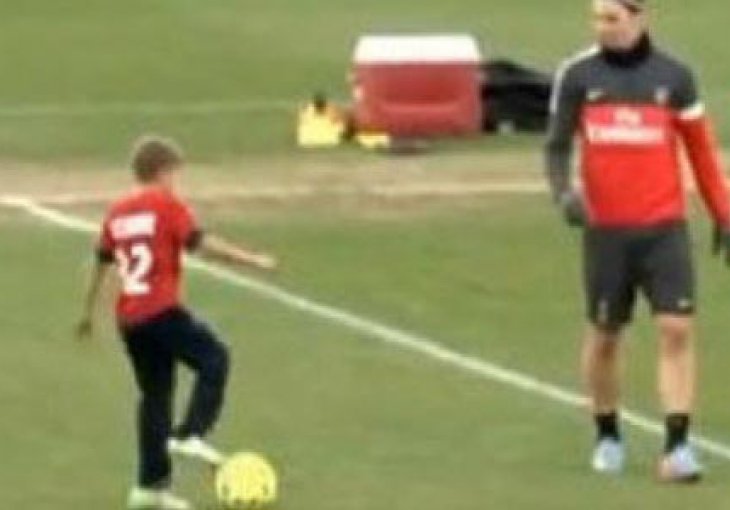 Beckhamovi sinovi igrali protiv Ibrahimovića i Silve