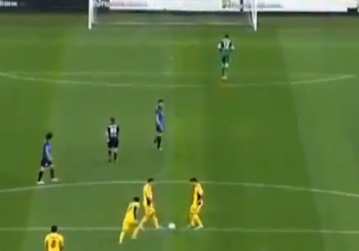 Kad golman zaboravi na svoj gol...
