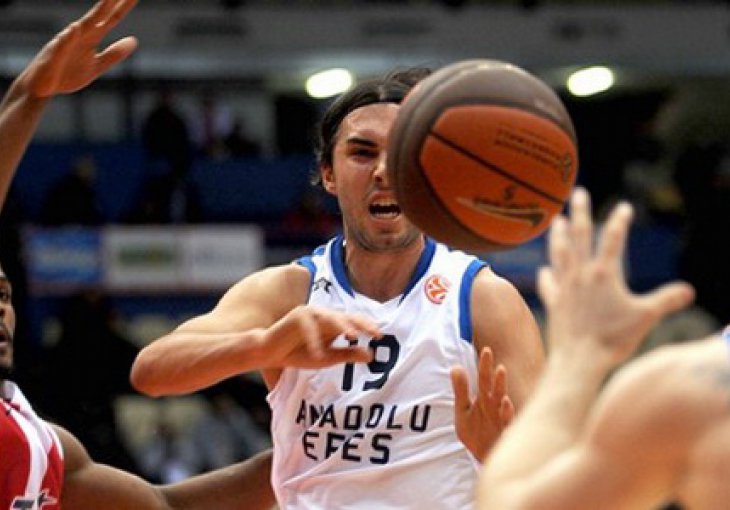 Euroliga: Pobjeda Efesa protiv Cedevite u Zagrebu, Maccabi slavio na Sardiniji