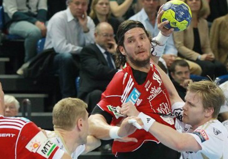 Mirsad Terzić bez gola, Kiel eliminisao Veszprem