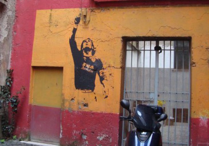 Da se naježiš: Kada Totti zove na derbi