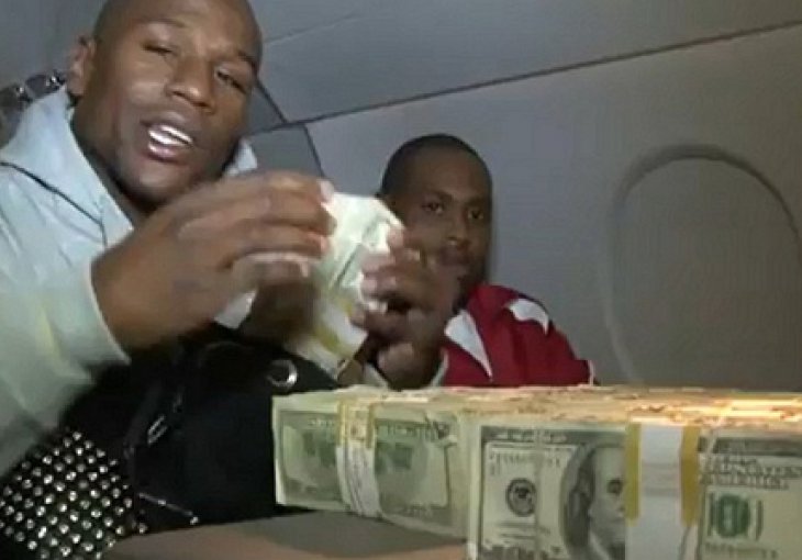 Pogledajte kako je Mayweather izudarao Guerrera i uzeo 40 miliona dolara