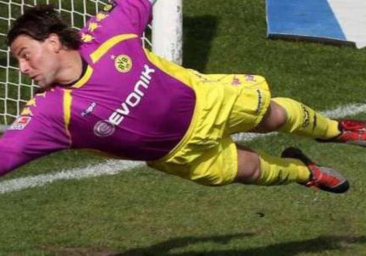 Weidenfeller produžio sa Dortmundom