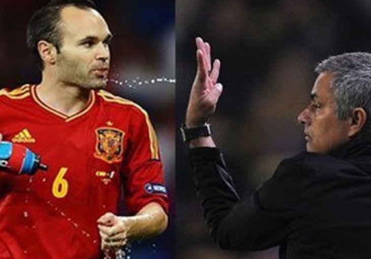 Mou potpuno van kontrole: Okomio se i na Iniestu