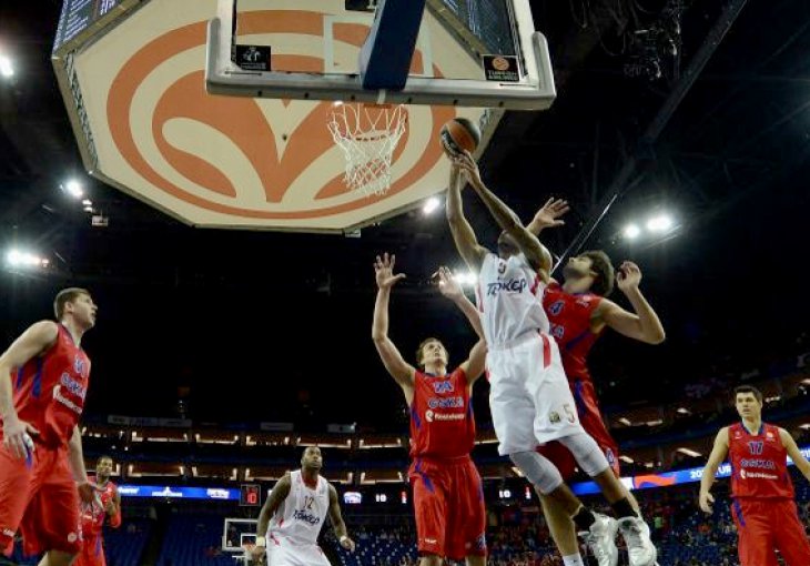 Olympiacos i Real Madrid finalisti Final Foura EL