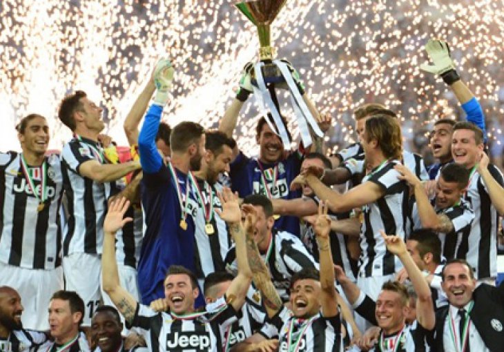 Juve podigao trofej, Capellov rekord ostao netaknut