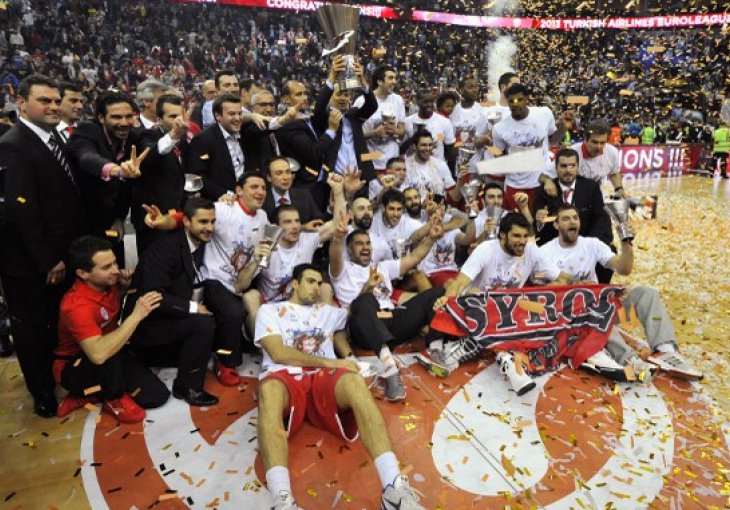  Olympiacos se osvetio Realu i odbranio titulu prvaka Evrope