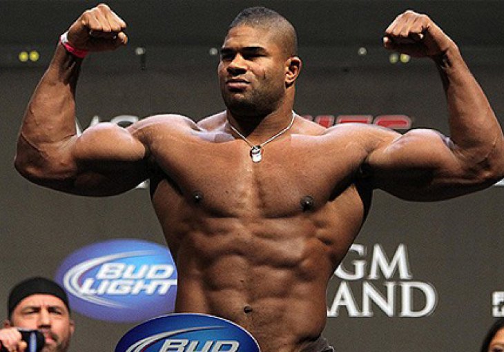 Alistair Overeem se vraća u kavez na UFC-u 164?