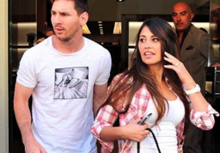 Messi sa Antonellom troši pare po Milanu