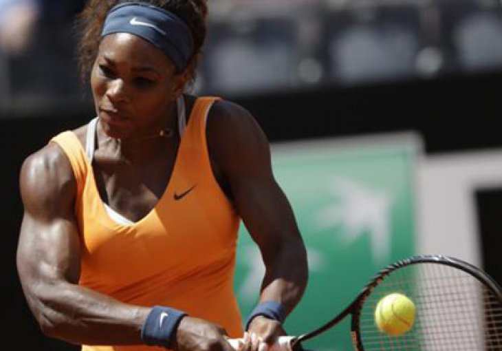Serena počistila Azarenku i stigla do 51. trofeja u karijeri