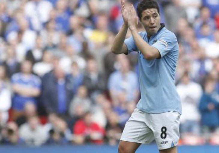 Nasri: Ostajem u Cityju, priče o PSG-u su običan trač