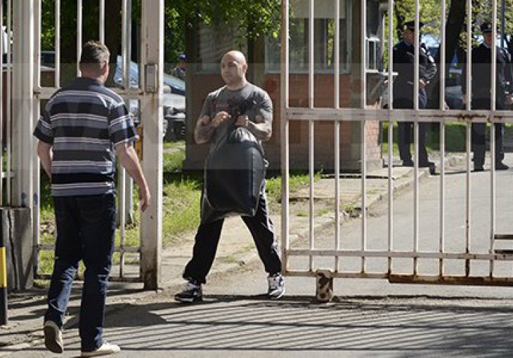 Bogdanov opet na djelu: Napao novinare, podnesena prijava