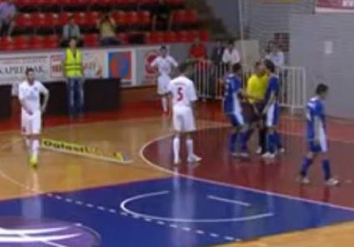 Srbijanski sudija u finalnoj utakmici udario golmana